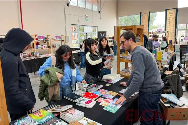 XIV edición de la Feria del Libro Paraná Lee: las actividades de este sábado - imagen de origen