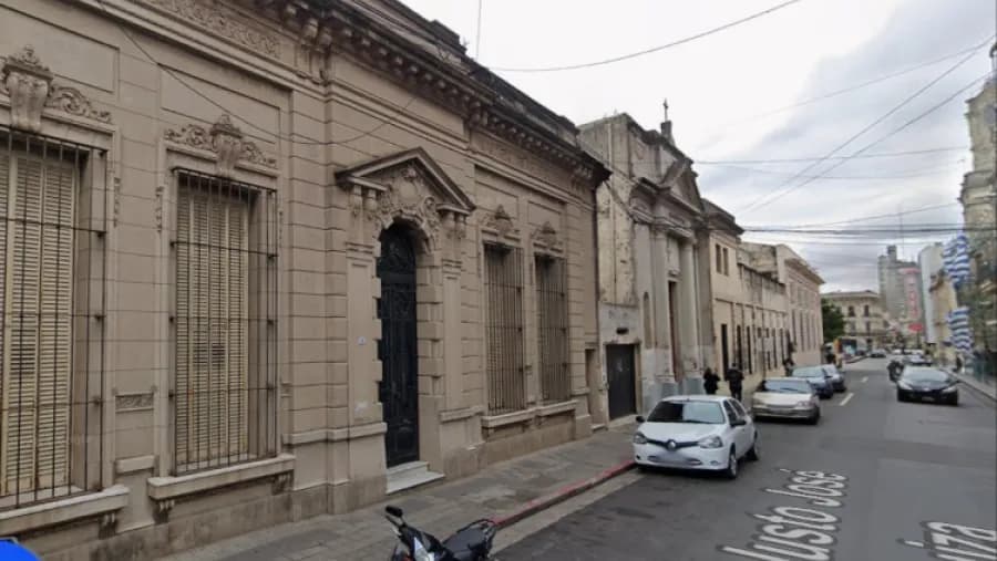 Del plan educativo a dependencia penitenciaria: familias del Huerto reclaman por antigua casa de las Hermanas | Análisis - imagen de origen