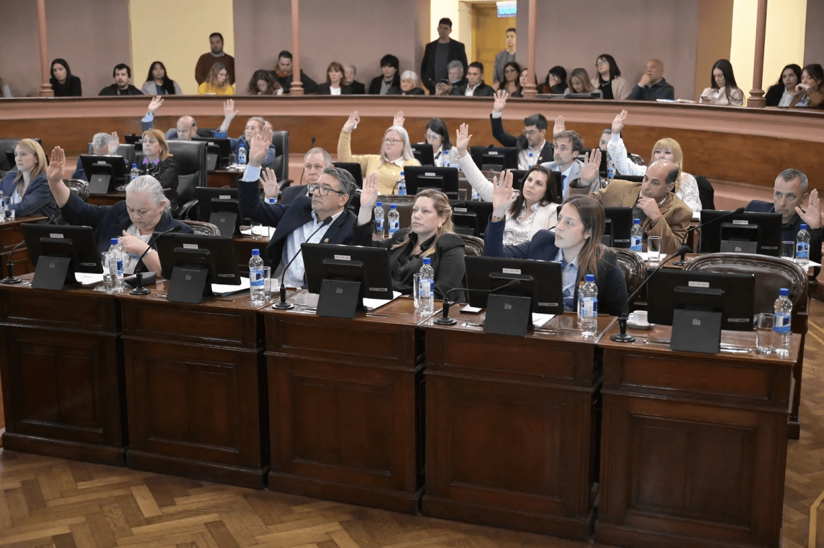 Media sanción para la transformación digital - imagen de origen