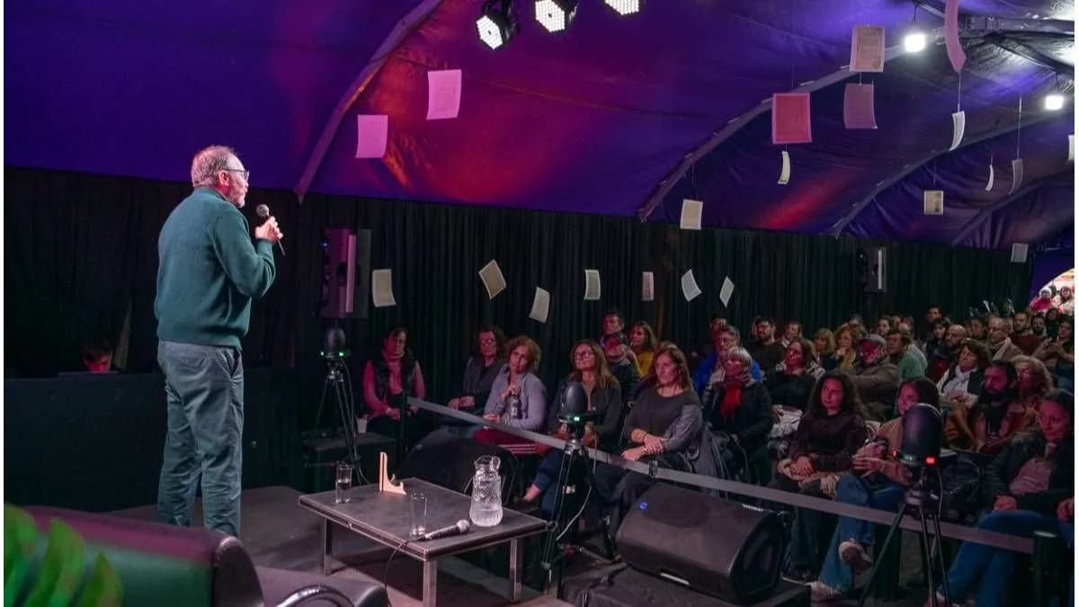 Paraná Lee cierra este lunes con Martín Kohan, Josefina Licitra y una amplia agenda cultural - imagen de origen