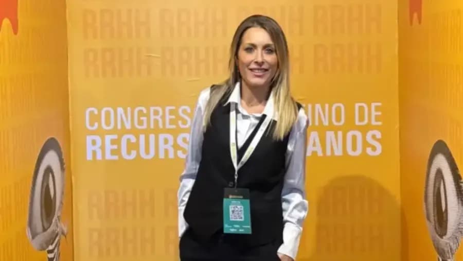 Bettina Angeletti reapareció sin Adorni: estuvo en evento de RR.HH. y habló de temas empresariales | Análisis - imagen de origen