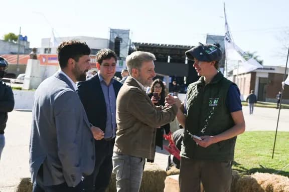 Frigerio aseguró que nunca más en la provincia habrá un gobierno enfrentado al sector productivo entrerriano - imagen de origen