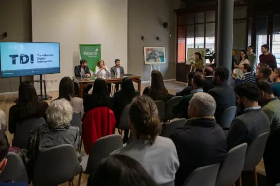 Paraná: Desde septiembre todos los trámites se llevarán a cabo de manera digital - imagen de origen