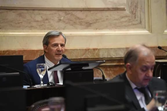 Bahl defendió la incorporación del mandato dual en el Banco Central - imagen de origen