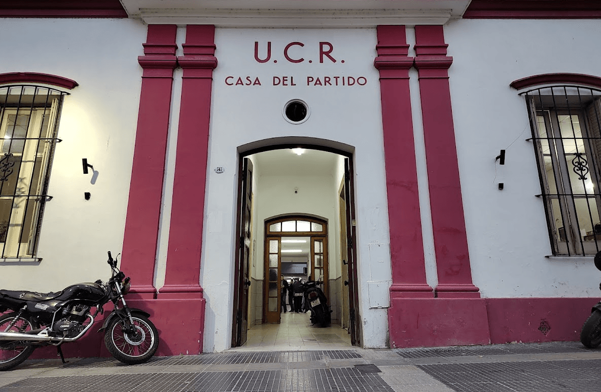 La UCR podría llevar su interna a febrero - imagen de origen