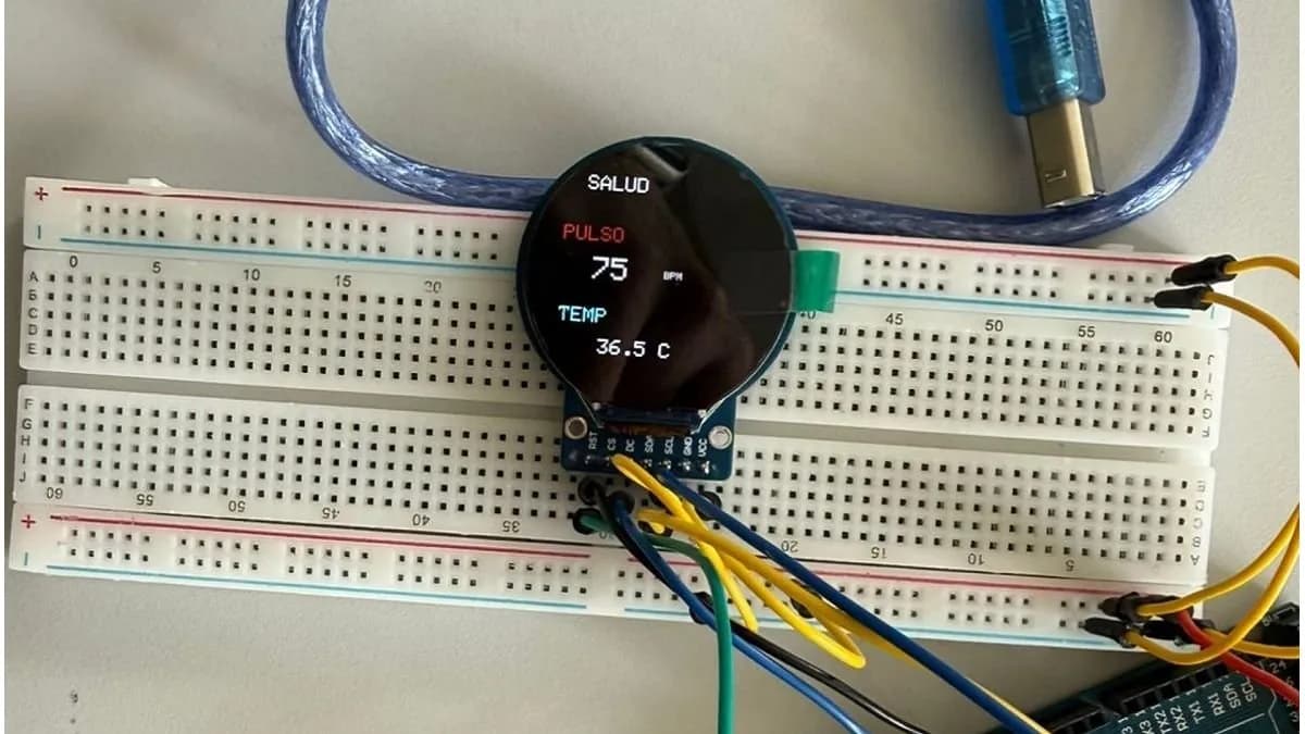 Congreso de robótica: estudiantes de la Escuela Técnica Marsiglia presentaron un brazalete inteligente - imagen de origen