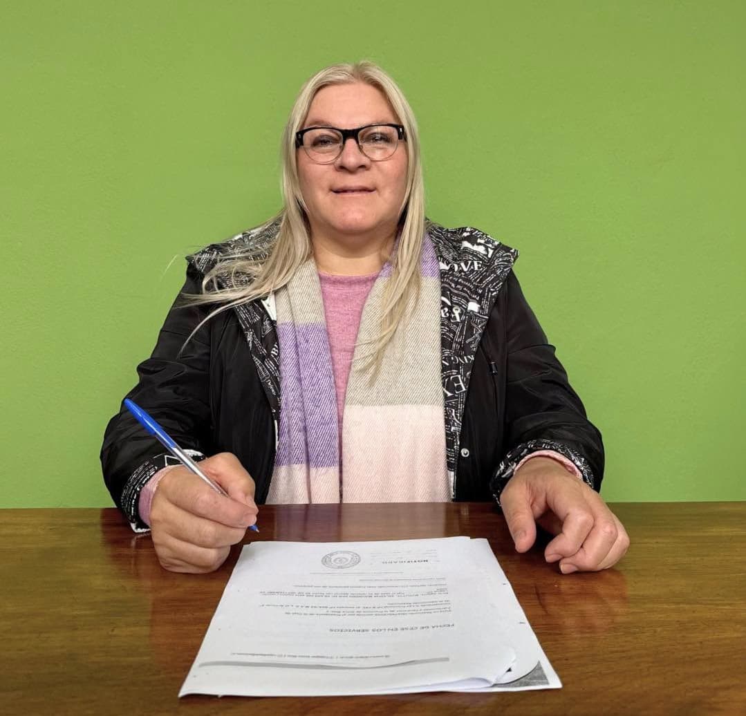 Se jubiló la primera maestra trans de Entre Ríos - imagen de origen