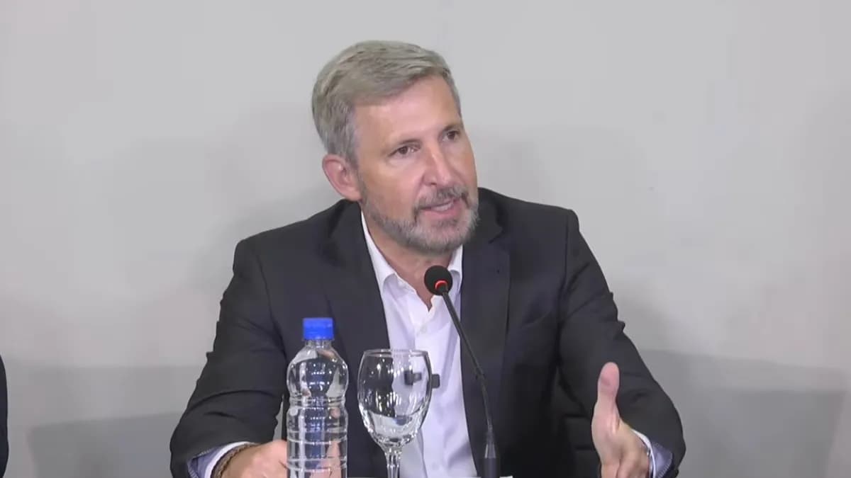 Frigerio creó una mesa interinstitucional para mejorar el sistema de alimentación escolar provincial - imagen de origen