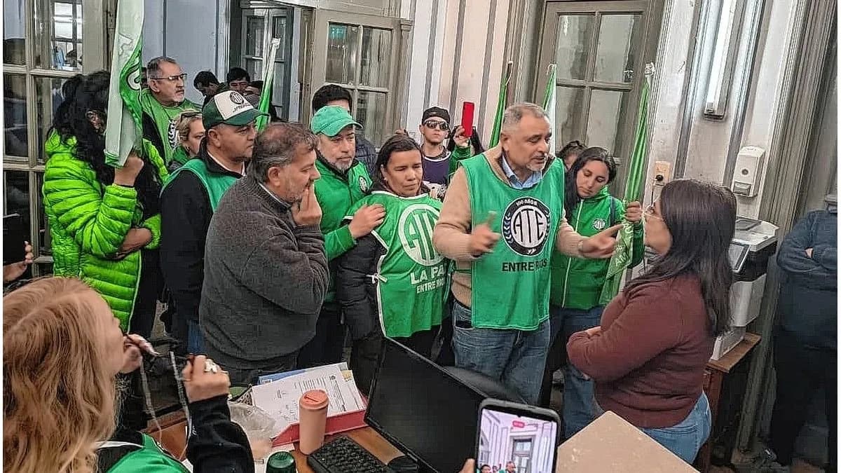 El Gobierno provincial denunció a ATE por los incidentes ocurridos en Recursos Humanos - imagen de origen