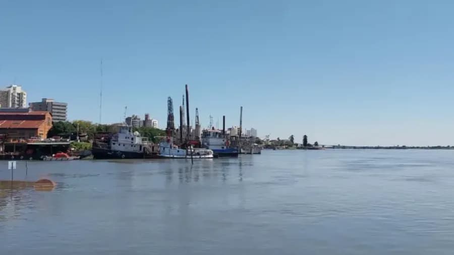 Crece el río Paraná en Corrientes y preocupa: se acerca al nivel de alerta | Análisis - imagen de origen