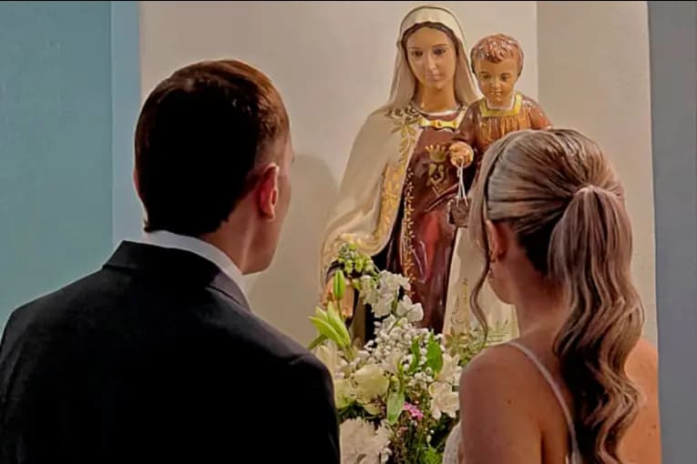 Pareja se casó en la capilla de un sanatorio de Paraná: la historia de amor que superó dificultades de salud - imagen de origen