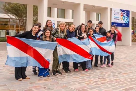 Estudiantes entrerrianos representarán a la provincia en la Feria Nacional de Educación 2026 - imagen de origen