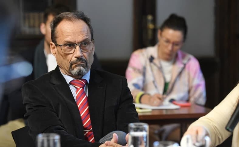 Juicio político: una ley que se queda corta - imagen de origen
