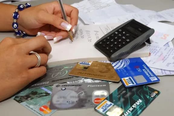 El Gobierno resaltó que el programa de Desendeudamiento ya alcanzó a miles de trabajadores entrerrianos - imagen de origen