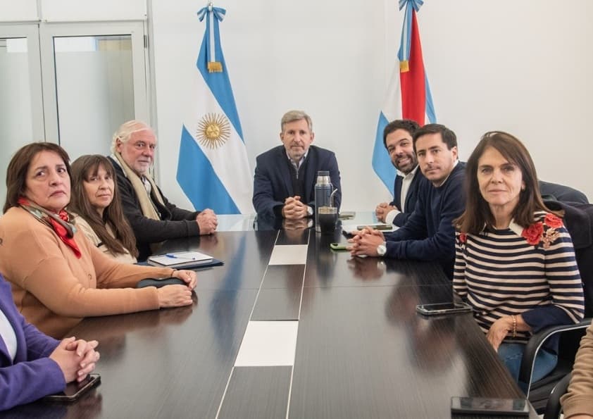 Frigerio afina con UPCN el nuevo convenio colectivo - imagen de origen