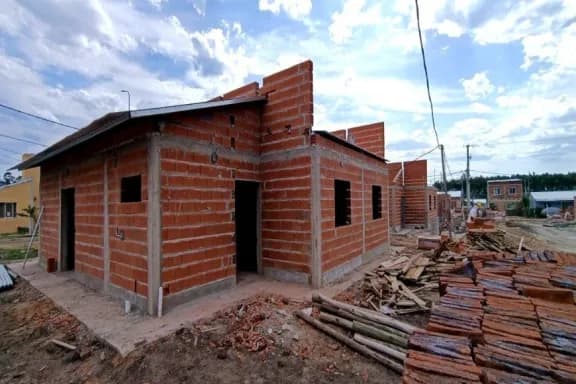 Uno de cada cuatro hogares entrerrianos presenta algún déficit habitacional - imagen de origen