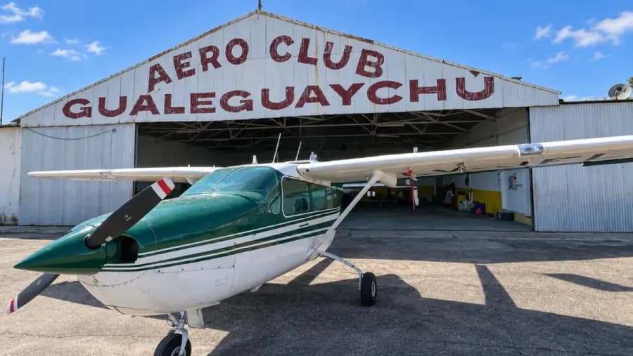 Allanaron el Aeródromo Gualeguaychú por la causa que investiga los “vuelos de la muerte” | Análisis - imagen de origen