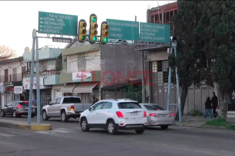 Fiscalización electrónica en Paraná: cómo se notifican las multas y qué pasa con el uso del celular - imagen de origen