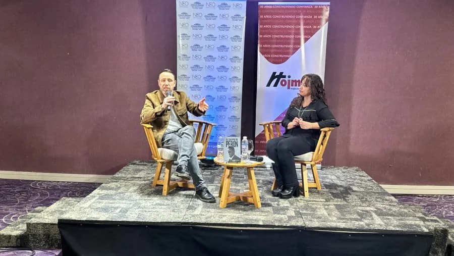 Ciclo de Charlas: Facundo Pastor reconstruyó la trama de secretos que rodeó a los restos de Perón | Análisis - imagen de origen