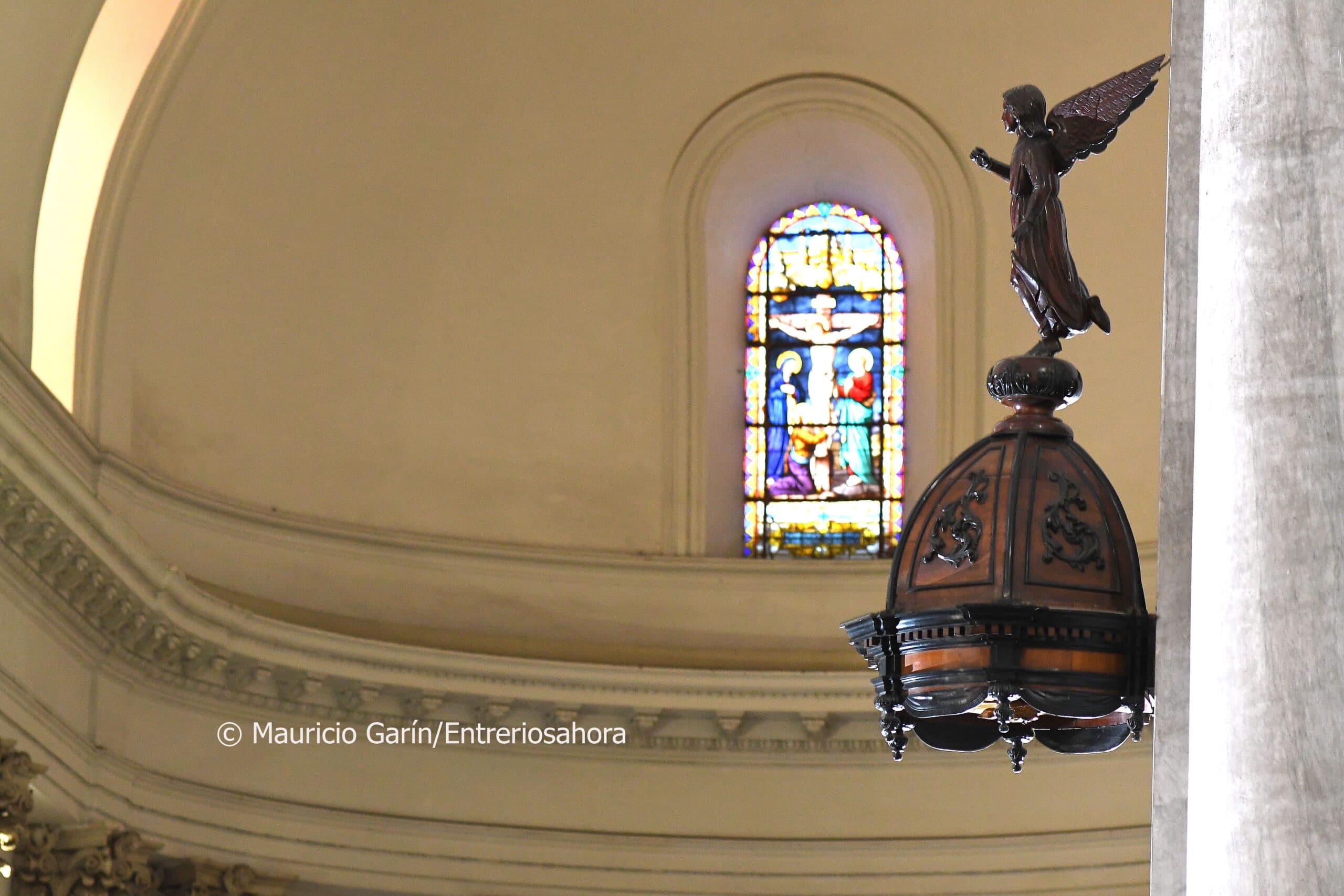 La Catedral recuperó púlpito histórico - imagen de origen