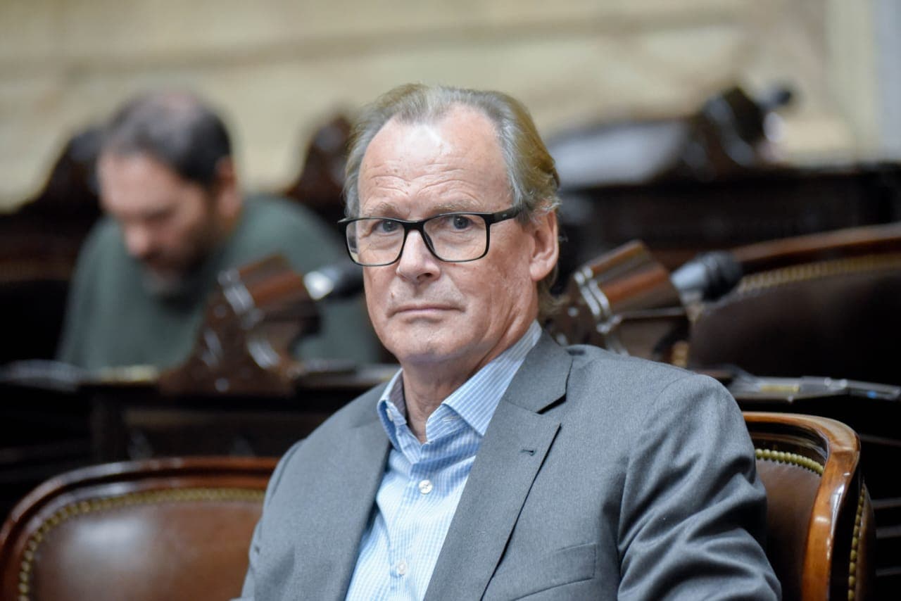Bordet pide sesión, con Bregman, Lousteau y Pichetto, para derogar el DNU 70 - imagen de origen